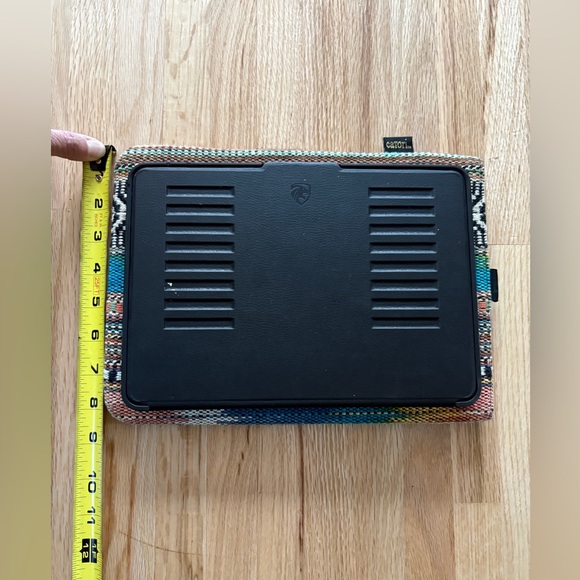 Catori Boho Tablet / iPad Case with Zipper Pocket - Picture 5 of 6